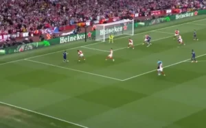 Những sai lầm khiến Arsenal gục ngã trước PSG