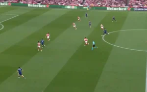 Những sai lầm khiến Arsenal gục ngã trước PSG