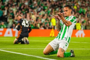 Antony tỏa sáng giúp Betis hạ Fiorentina 2/5