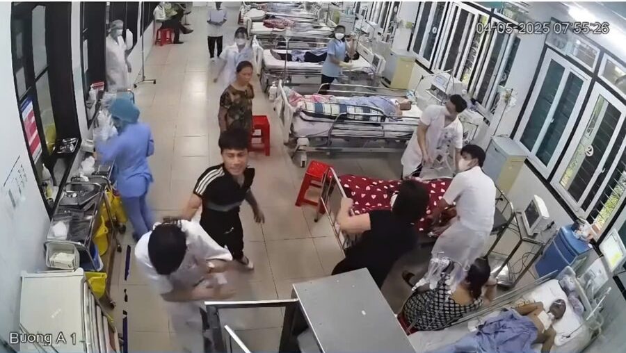 Siết An Ninh Bệnh Viện: Biện Pháp Ngăn Ngừa Hành Hung Y Bác Sĩ