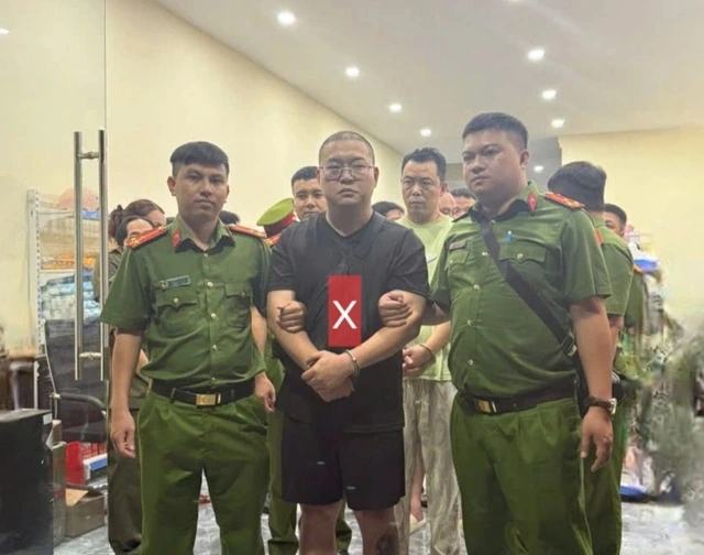 Triệt phá đường dây lừa đảo trên không gian mạng do người Trung Quốc cầm đầu tại TP.HCM