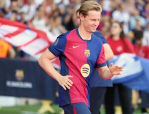 Barcelona đứng trước làn sóng thanh lý