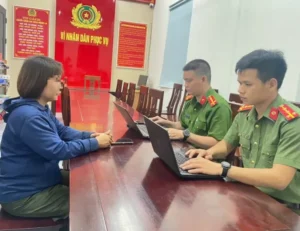 Triệu tập cô gái tung tin