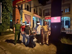 Triệu tập 3 học sinh