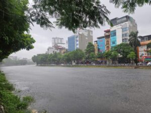 Sông Tô Lịch bất ngờ