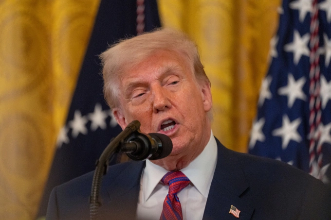 Trump phản ứng sau phát ngôn hạt nhân từ phía Nga