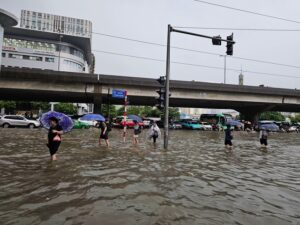 Hà Nội mưa lớn