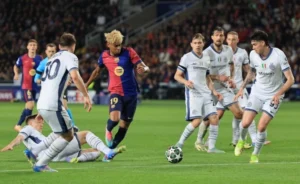 Dembele-Yamal Bóng đá đường phố thời công nghệ