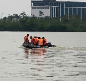 Vụ cha ôm hai con