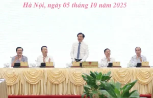 Thủ tướng Chính phủ Phạm Minh Chính: Tăng cường tích cực, nỗ lực thành công, không rời nhân dân, chuyên cần sáng tạo, hiệu quả tầm cao