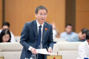 Không được ủy quyền trong tiếp công dân người đứng đầu phải trực tiếp lắng nghe dân