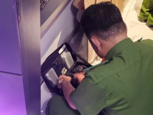 Khám xét nhà Ngân 98: Công an thu giữ 80 sổ đỏ và hàng loạt tang vật giá trị