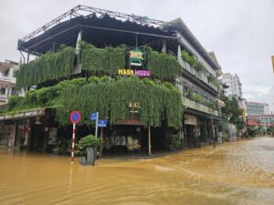 Huế ngập nặng nhiều ngày