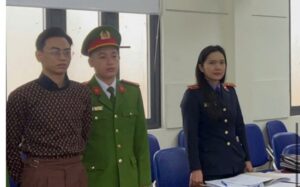 Khởi tố tạm giam tổng tài